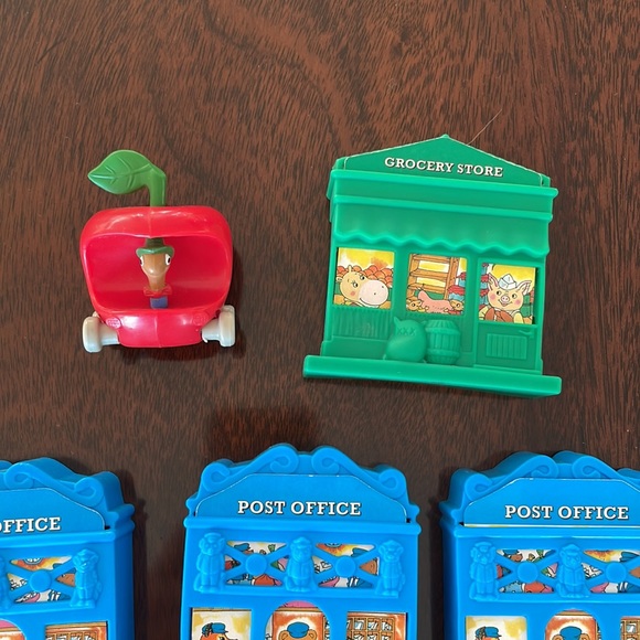 1994 Richard Scarry Busy World play set - Picture 2 of 7